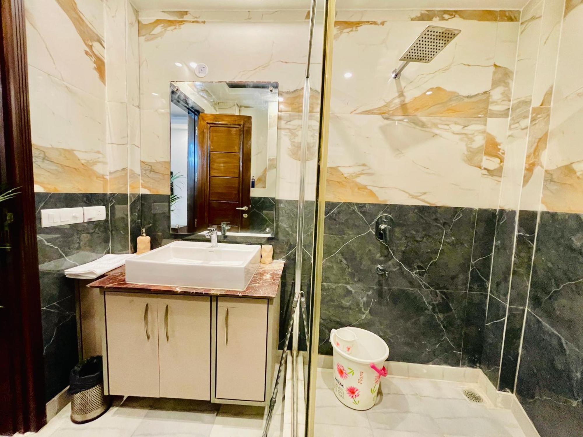 Bedchambers Serviced Apartments South Extension New Delhi Exterior photo